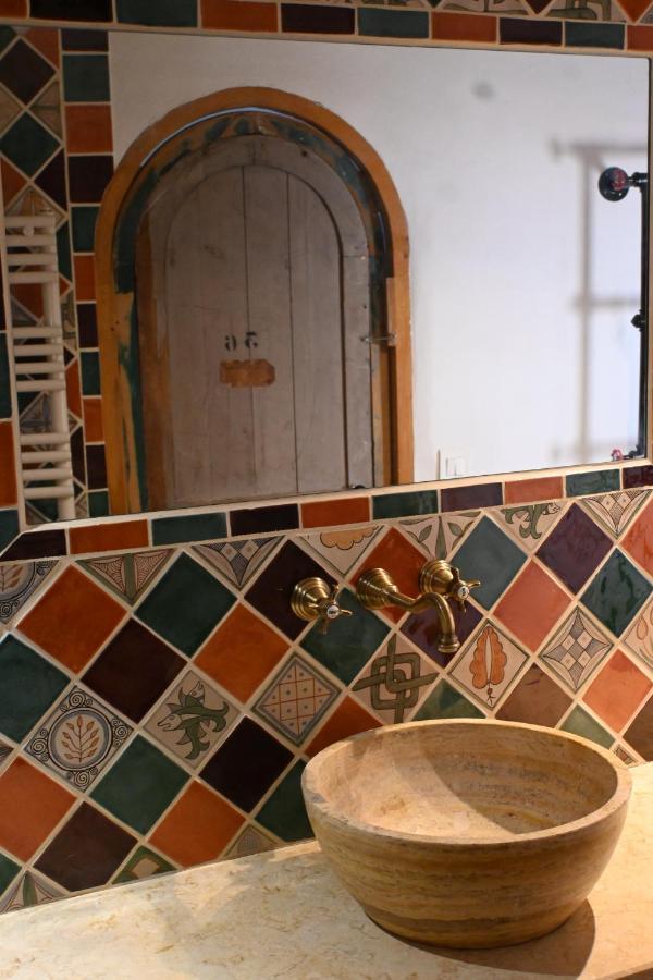 Maison Porte Heureuse Roussillon en Isere Екстериор снимка