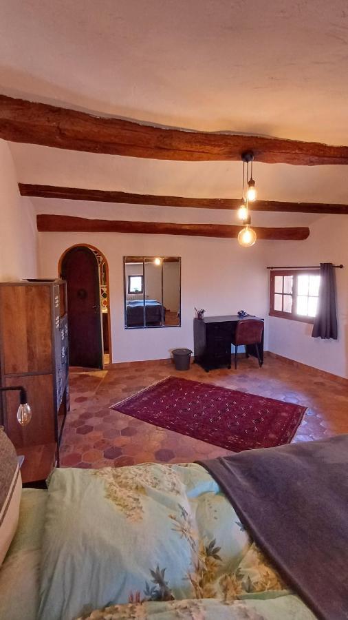 Maison Porte Heureuse Roussillon en Isere Екстериор снимка